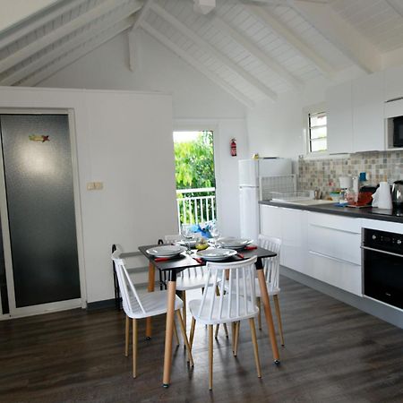 Les Saintes Sainte-Anne Apartment Exterior photo