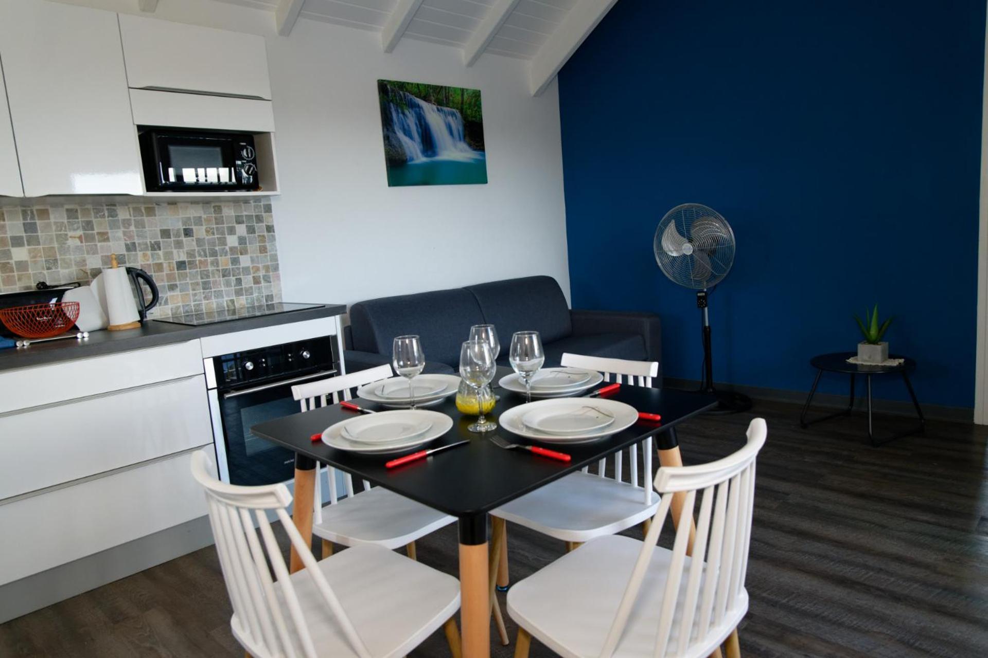 Les Saintes Sainte-Anne Apartment Exterior photo